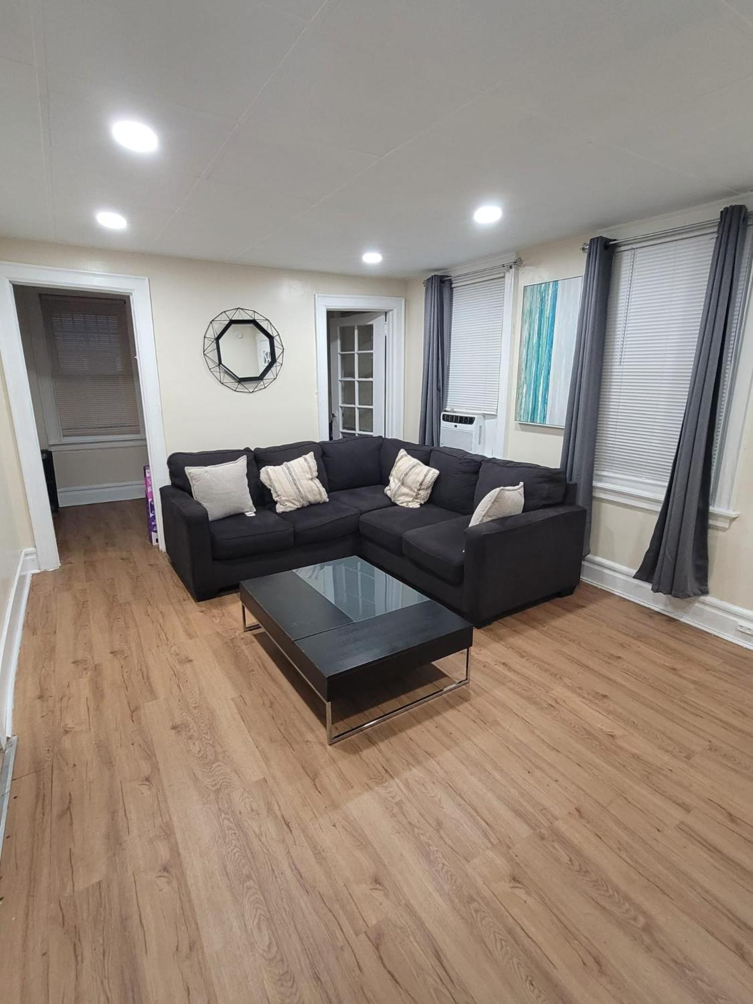 Z & Z Apartment Newark Extérieur photo